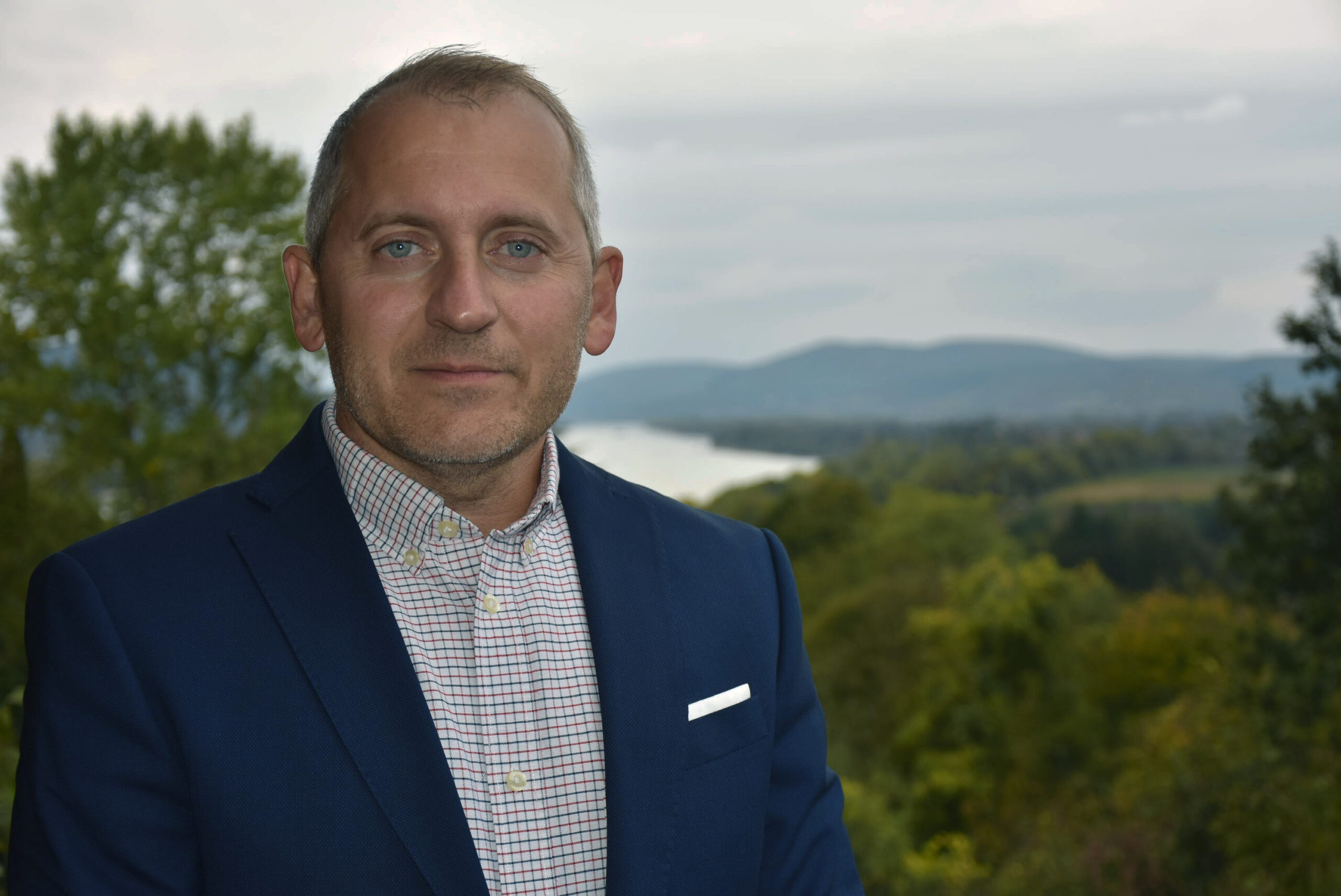 Ferenczy Ernő Ervin Polgámester és Képviselő jelölt, Zebegény